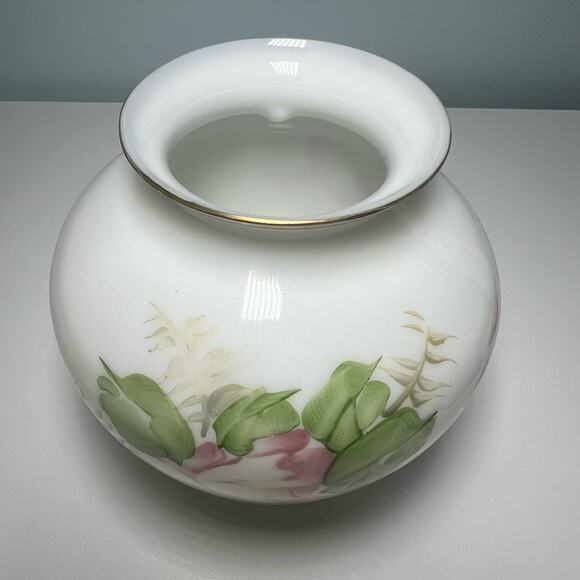 Vintage 40s DeLuxe Inc USA Signed Hand Painted Floral Vase Milk Glass - Picture 5 of 12